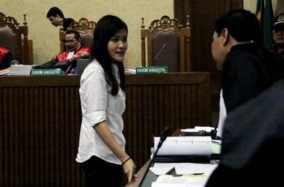 Sidang Kasus Mirna Kembali Digelar, Hakim Minta Meja Kafe Olivier Dihadirkan