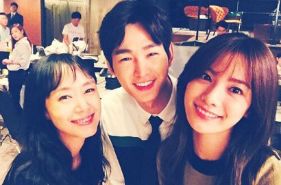 Selfie Bak Pacaran di 'Good Wife', Lee Won Geun dan Nana Dibilang Serasi