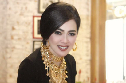 Kelihatan Langsing dan Tinggi, Syahrini Edit Foto Ini?