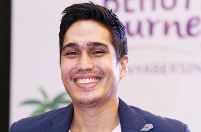 Ditanya Soal Nikah, Marcel Chandrawinata Masih Malu-Malu