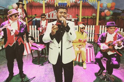Tak Pernah Ngeluh Sakit Jantung, Mike Mohede Begadang dan Main PS Sebelum Meninggal
