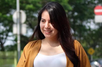 Pakai High Heels Saat Hamil Tua, Tya Ariestya Diprotes Netter
