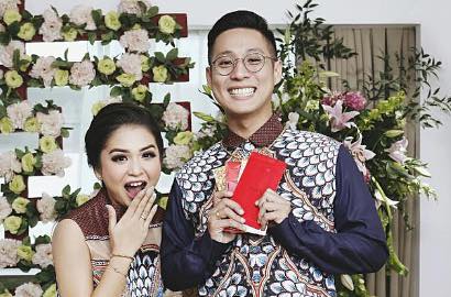 Intip Gaya Gothic Putri Titian dan Junior Liem di Pernikahan Ben Kasyafani-Ines