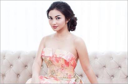 Kelewat Seksi, Ariel Tatum Bikin Netter Salah Fokus di 'The Comment'