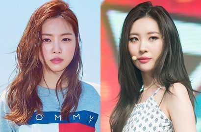 Kembaran Pakai Gaun Semi Transparan, Lebih Cantik Na Eun atau Sunmi?