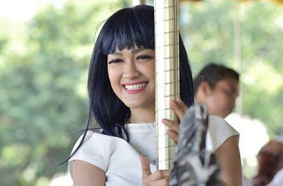 Sempat Dikabarkan Bakal Pensiun dari Dunia Hiburan, Ini Kata Julia Perez