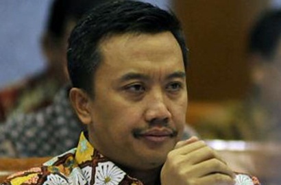 Bonek Menunggu Janji Menpora Bahas Persebaya di KLB PSSI Ditepati
