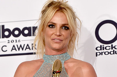 Ikut-Ikutan Sang Anak, Britney Spears Jadi Kecanduan Pokemon Go