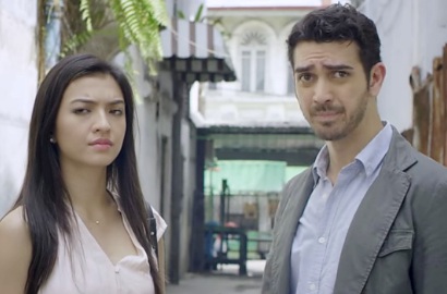 Fachri Albar Peluk Cium Raline Shah di Trailer 'Terpana'