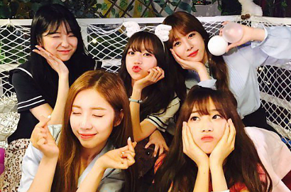 I.B.I, Girlband Jebolan 'Produce 101' Rilis Teaser Foto Grup Jelang Debut