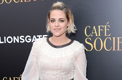 Kristen Stewart Buka-Bukaan Terkait Gangguan Rasa Cemas yang Dialaminya