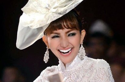 Diabaikan Pihak Rumah Sakit, Roro Fitria Sewa Puluhan Pengacara