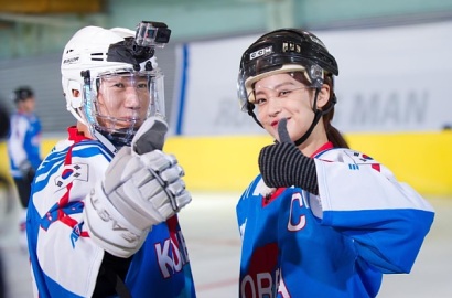 Kerennya Aksi Yoo Jae Seok cs Jadi Atlet Ice Hockey di Running Man