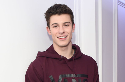 Ulang Tahun ke-18, Happy Birthday Shawn Mendes Jadi Trending Topik