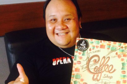 Lama Tak Muncul, Rony Dozer Bikin Fans Kagum Karena Jadi Supir Taksi Online