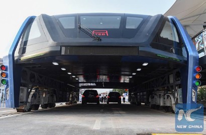 Cuma Hoax, Bus Super 'Ajaib' Tiongkok Gagal Dibuat?