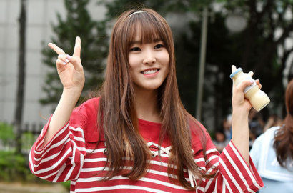 G-Friend Beber Kemampuan Minum Yuju