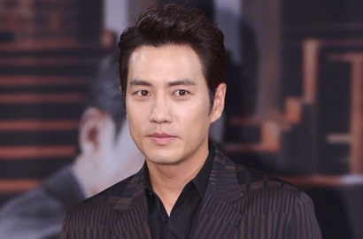 Pamer Rambut Klimis, Intip Narsisnya Joo Sang Wook di Foto Adegan 'Fantastic'