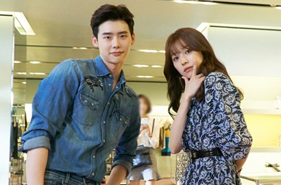 Awas Baper, Lee Jong Suk Pamer Foto Peluk Mesra Han Hyo Joo di 'W'