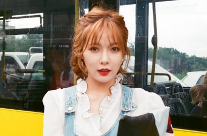 Intip Fashion Modis HyunA Saat Liburan di Eropa