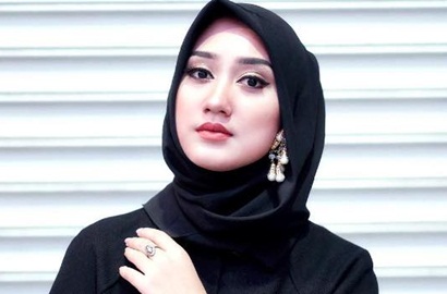Ditanya Alasan Cerai, Suami Dian Pelangi: Memang Sudah Nggak Nyambung