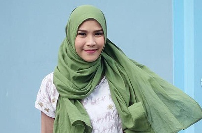 Waduh, Zaskia Adya Mecca Dilarikan ke Rumah Sakit Karena Keracunan