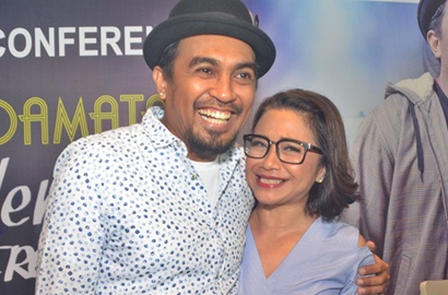 Glenn Fredly Ikut Rayakan 30 Tahun Karier Ruth Sahanaya Lewat Konser Ini