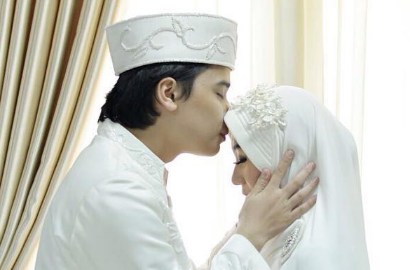Nikah Muda Dikritik, Putra Ustadz Arifin Ilham Balik Tantang Netizen