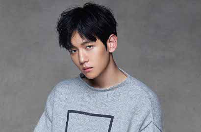 Baekhyun EXO Bingung di Foto Adegan 'Scarlet Heart Ryeo', Ketahuan Nguping?