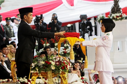 Rayakan HUT RI, Jokowi Minta Bendera Pusaka Diarak dari Monas