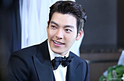 Sedih Hingga Kece, Foto BTS Woo Bin di 'Uncontrollably Fond' Bikin Meleleh