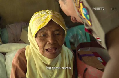 Penuh Haru, Begini Kisah 'Warung Kejujuran' Milik Nenek 83 Tahun di Surabaya