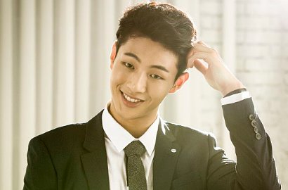 Obral Senyuman Manis, Unyunya Ji Soo Bikin Gemas di Poster Promo 'Fantastic'
