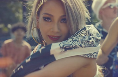 Debut Solo di Amerika, CL 2NE1 Seksi Pakai Pakaian Dalam di MV 'Lifted'