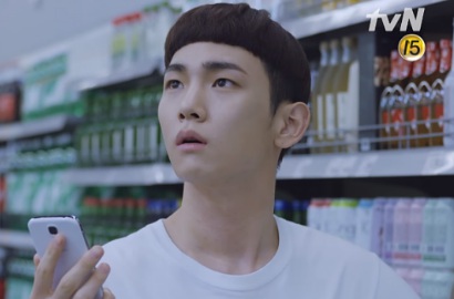 Awas Pengen, Key ShiNee Seru Makan Kepiting Jumbo di Trailer 'Drinking Solo'