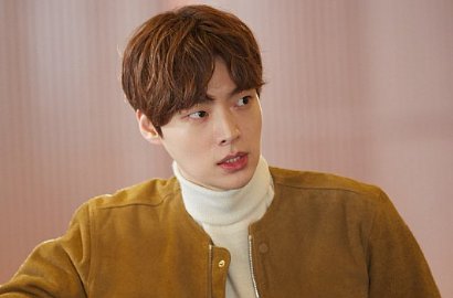 Ahn Jae Hyun Ngamuk Lihat Jung Il Woo Peluk Park So Dam di 'Cinderella'