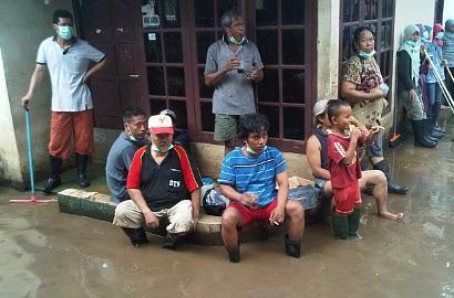 Tertidur, Seorang Pria Tewas Akibat Banjir di Pondok Labu
