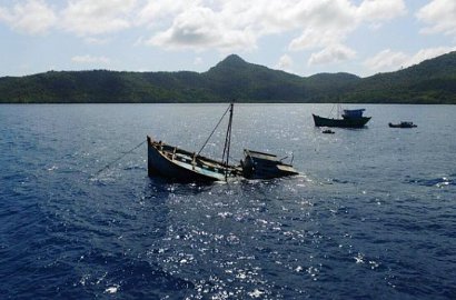 Menteri Susi Tenggelamkan 60 Kapal Pencuri Ikan di HUT RI 71, Begini Penampakannya