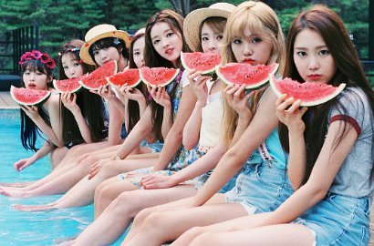 Tak Cuma 'Curi' Warna Lightstick, Ini yang Bikin Fans SHINee Ngamuk ke Oh My Girl