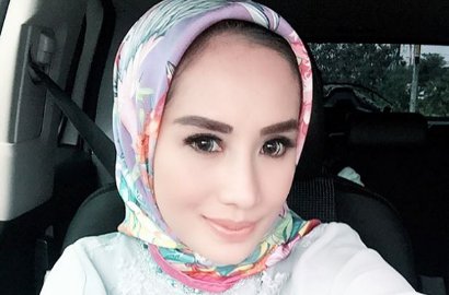 Buka Tutup Hijab, Shinta Bachir Akui Masih Labil