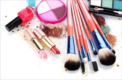 Punya Kosmetik Bekas? Ini Cara Alternatif Memanfaatkan Produk Kecantikan Anda