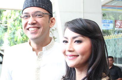 Anak-Anak Tessa Kaunang Tak Tahu Sandy Tumiwa Dipenjara?