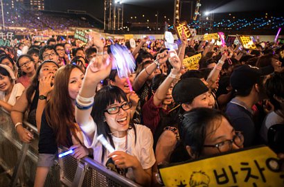 Hanya Sebatas Idol-Fans, Kenyataan 'Pahit' Ini Dijamin Bikin Banyak Kpopers Baper