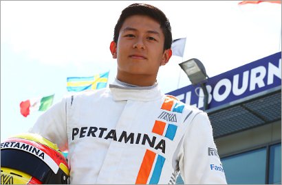 Jadi Pembalap Cadangan, Rio Haryanto Berangkat ke Belgia