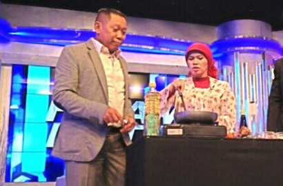 Dampingi Tukul Arwana, Mendiang Susi Rela Cincin Kawin Dijual di Pasar