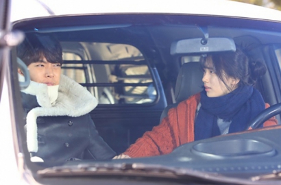 Makin Baper, Kim Woo Bin Cium Suzy Lagi 'Uncontrollably Fond'