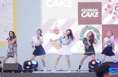 Waduh, Manajer Red Velvet Ketangkap Basah Pukul Fans?