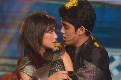 Waduh, HUT SCTV Picu Fanwar Antara Fans Aliando-Prilly dan 'Mermaid in Love'