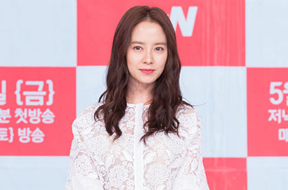 Pamer Kaki Ramping, Foto Song Ji Hyo Bareng 'Kembaran' Bikin Syok Netter
