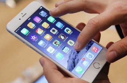 Apple Bakal Buat iPhone 'Edge' Pada 2017, Tiru Samsung?